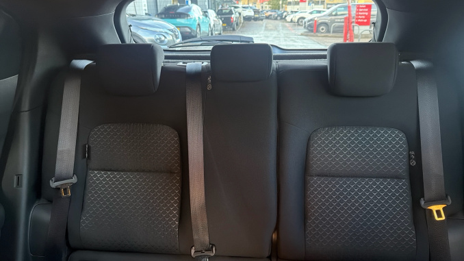 Nissan Juke 1.6 Hybrid N-Connecta 5dr Auto [Revised] Hybrid Hatchback - Image 15